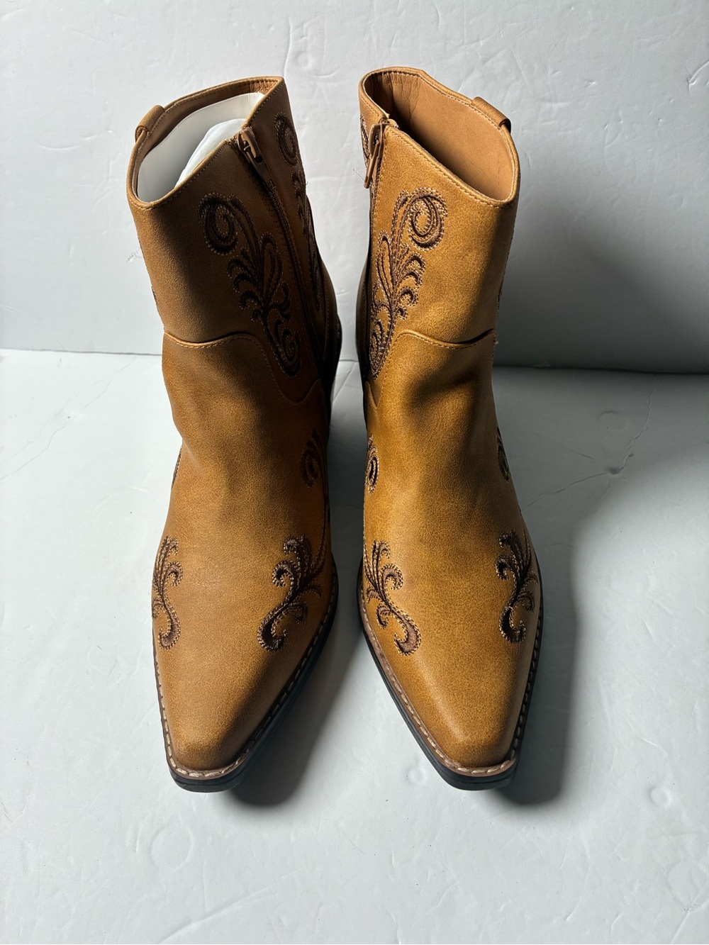Women’s Tan Western Embroidered Combat Boots